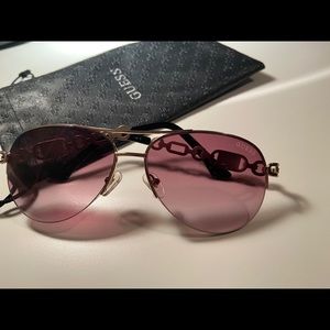 Guess Aviator women sunglasses